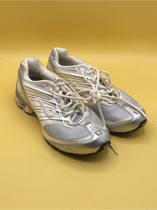 Nike Shoes - Nike Shox Go running shoes